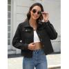 Zeagoo Flannels for Women Cropped Shacket Jacket Fashion Plaid Button Down Shirt 2026 Fall Coat Tops(Z-black)
