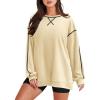 Zeagoo Women’s Sweatshirts Long Sleeve Crewneck Pullover Tops 2025 Fall Winter Trendy Side Zip Going Out Hoodies(Apricot)