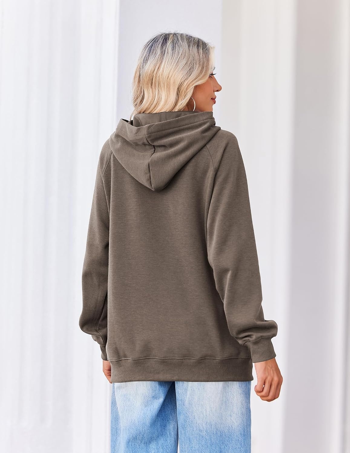 image:imageZeagoo Womens Oversized Hoodies Pullover Fleece Hooded Sweatshirt Trendy Comfort Hoodie Womens Fall Clothes Kangaroo Pocket Raglan Sleeves Long Sleeve Solid Color Casual Winter MidweightGrey