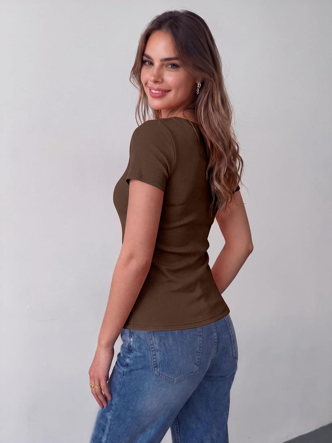 image:imageZeagoo Womens Tops Short Sleeve Rib Knit Basic Tee Scoop Neck Fitted Shirt Work casual clothes ribbed summer fall layeringBrown