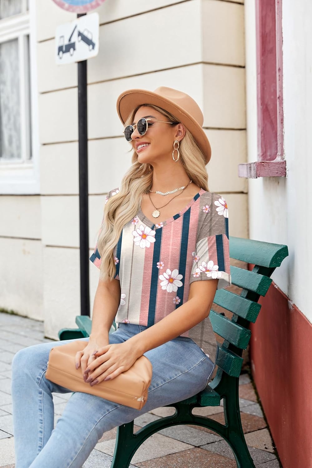 image:imageZeagoo Womens Summer Tops Short Sleeve Work Casual Shirts Trendy V Neck TeeSf189