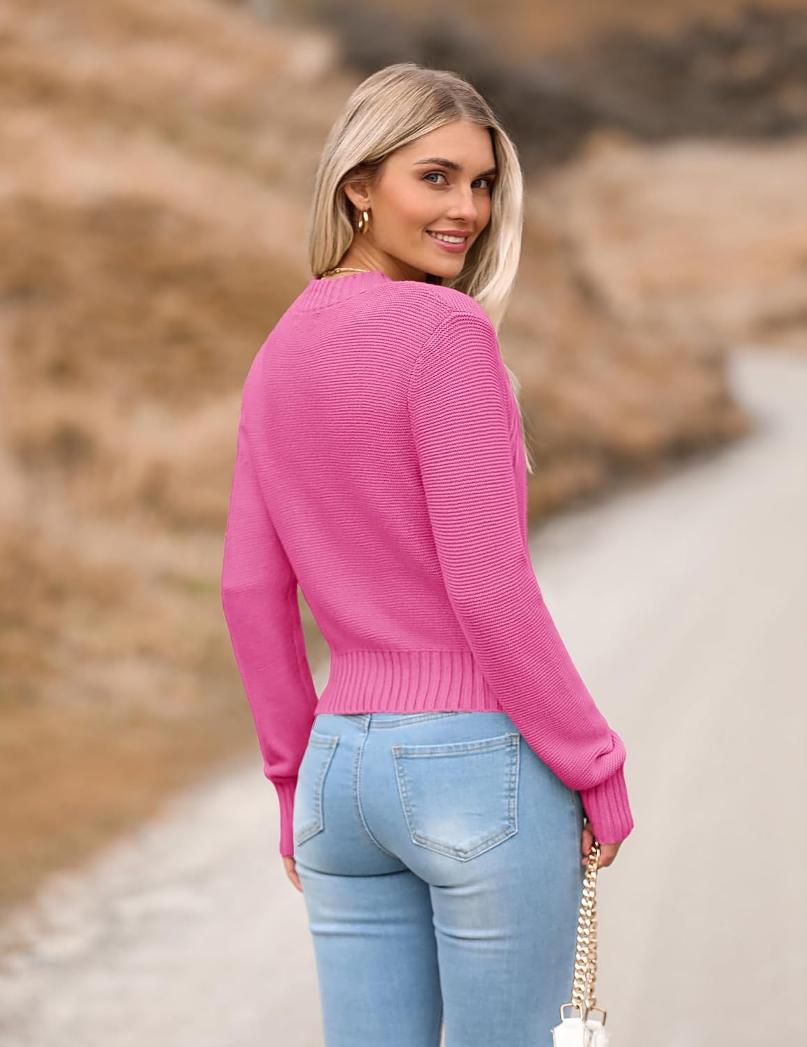 image:imageZeagoo Womens 2026 Fall Crewneck Cropped Sweaters Long Sleeve Knit TopsPink