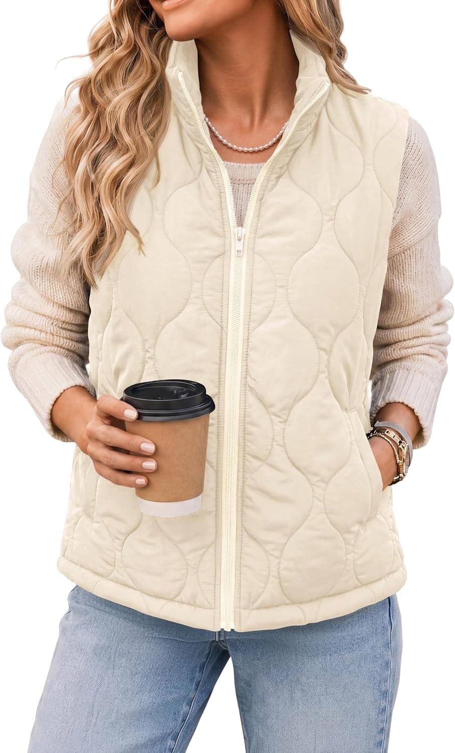 image:imageZeagoo Womens Puffer Vest Lightweight Quilted Coat Sleeveless JacketsBeige