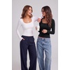 Zeagoo Long Sleeve Shirts for Women Going Out Tops Fall Scoop Neck Tshirts(A01 White)