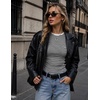 Zeagoo Women Long Sleeve Shirts Ribbed Tops Crewneck Basic Tee(Black White Stripe)