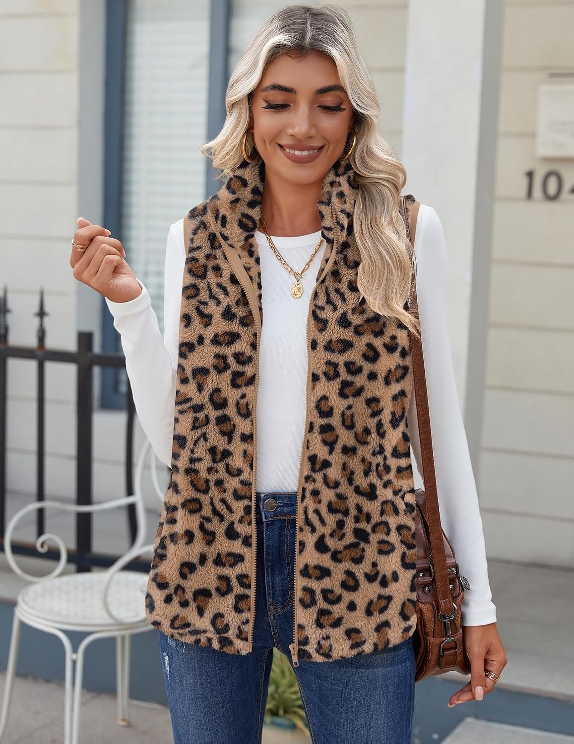 image:imageZeagoo Vest For Women Sleeveless Sherpa Fleece Jackets Zip Up Fall CoatsBrown Leopard