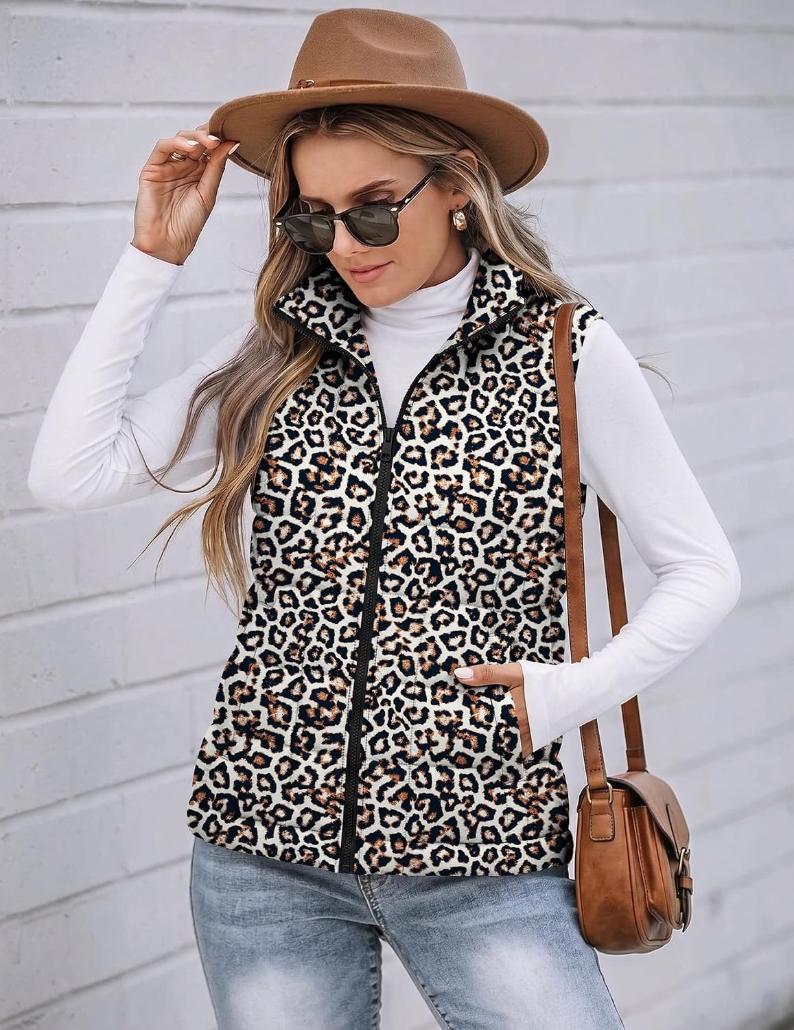 image:imageZeagoo Womens Lightweight Quilted Puffer Vest Stand Collar Zip Up OuterwearLeopard Apricot