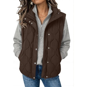 Zeagoo Women Oversized Puffer Vest Stand Collar Zip Up Sleeveless Outerwear(Brown)