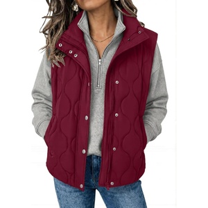 Zeagoo Women Oversized Puffer Vest Stand Collar Zip Up Sleeveless Outerwear(Burgundy)