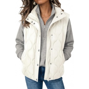 Zeagoo Women Oversized Puffer Vest Stand Collar Zip Up Sleeveless Outerwear(Off-white)