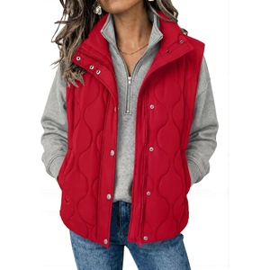 Zeagoo Women Oversized Puffer Vest Stand Collar Zip Up Sleeveless Outerwear(Red)